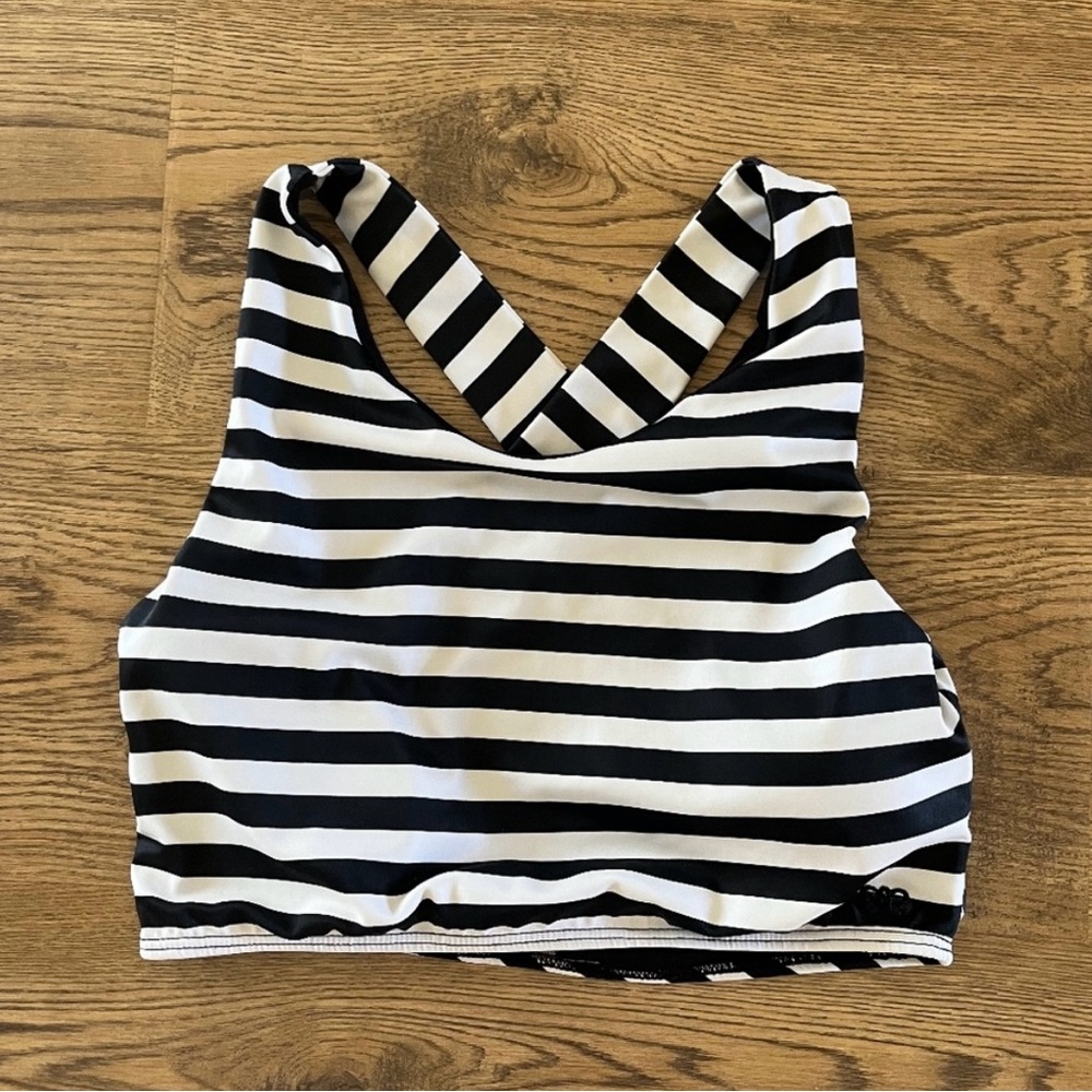 Albion Game Changer Swim Top- Medium